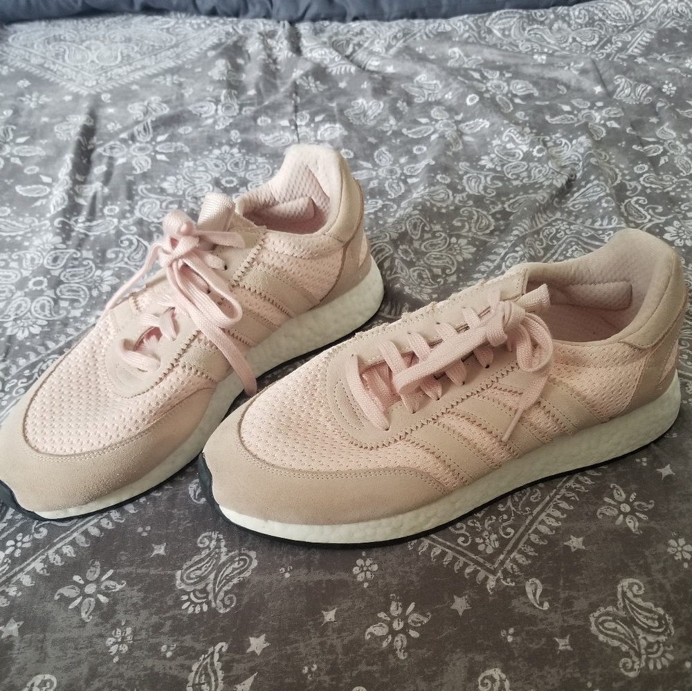 NWOB Adidas Iniki Sneakers Men's size 11